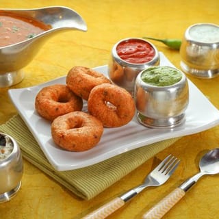 Medu Vada